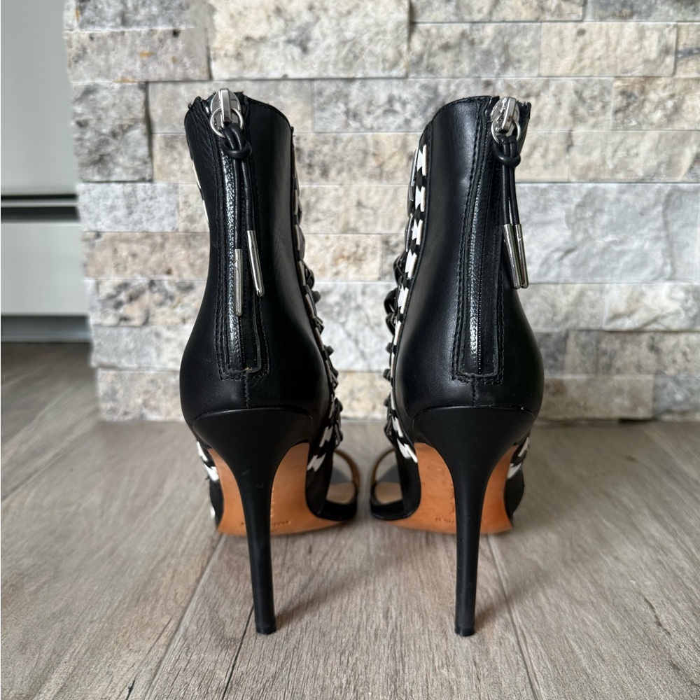 L.A.M.B Black/White Savanna Heels - Picture 4 of 6
